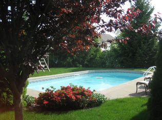 67 Lazarus Dr, Ledgewood, NJ 07852