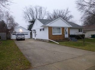 813 W Jefferson St, Waupun, WI 53963