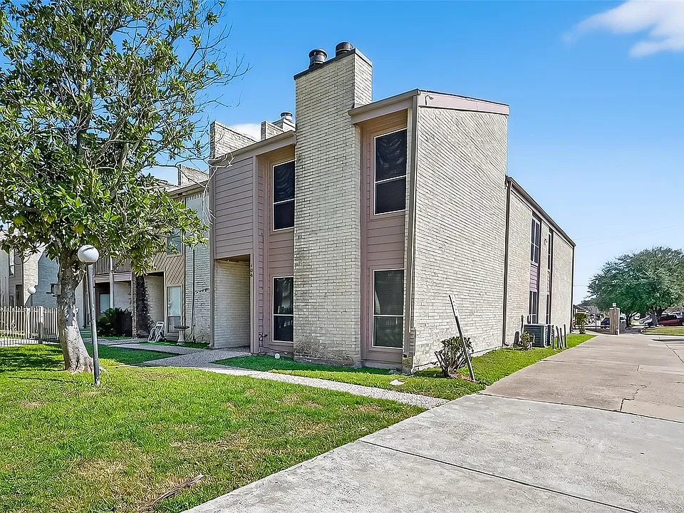 11280 Braes Forest Dr #406