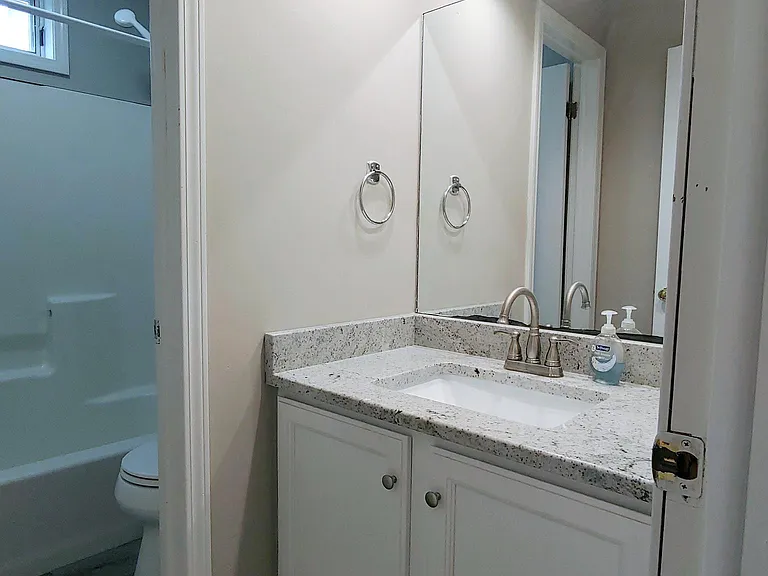 3 Teneyck Ave #B — Photo 18