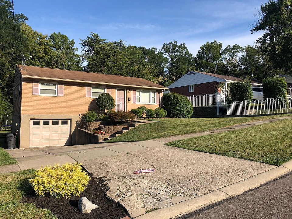 1st image of 334 Brookforest Dr
