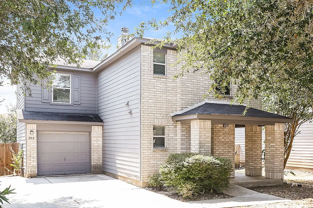 3 bed, 2.5 bath, 1597 sqft, $1,555 — Photo 4