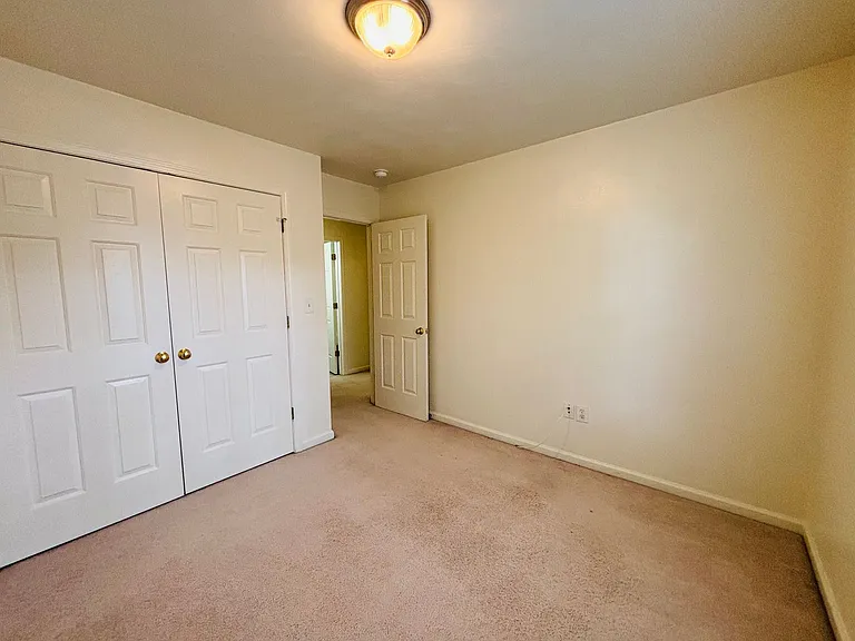 50 Salem Ln — Photo 5