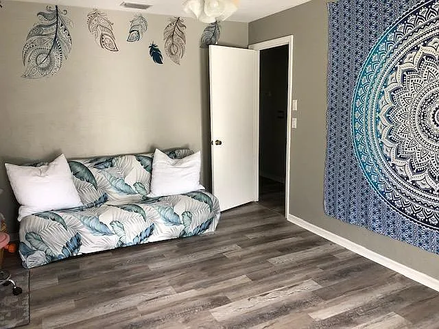 205 E Falconry Ct — Photo 18