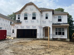 687 Newton Dr, Dayton, OH 45434