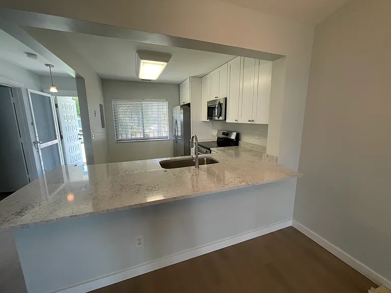 2091 NW 21st Ter #106 — Photo 5