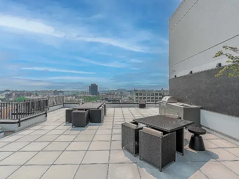 36-10 31st St #D7 — Photo 8