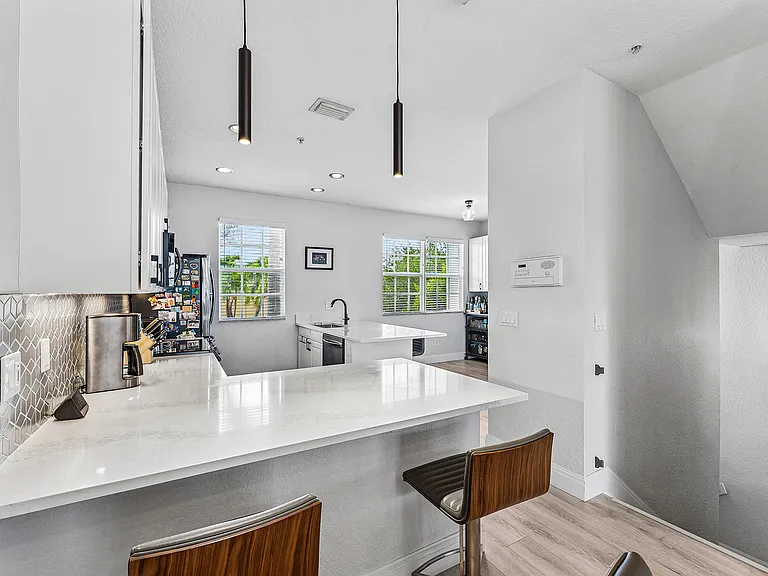 295 NE 5th Ave #22 — Photo 19
