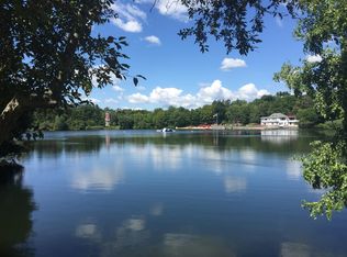 16 Windmill Rd, Armonk, NY 10504