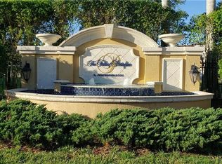 7032 Ambrosia Ln APT 705, Naples, FL 34119