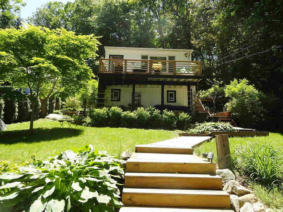 1st image of 47 S Lake Dr