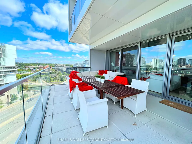 170 Bayview Ave #1004 — Photo 3