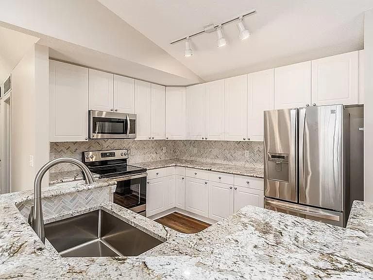 1st image of 3832 Carberry Dr #11