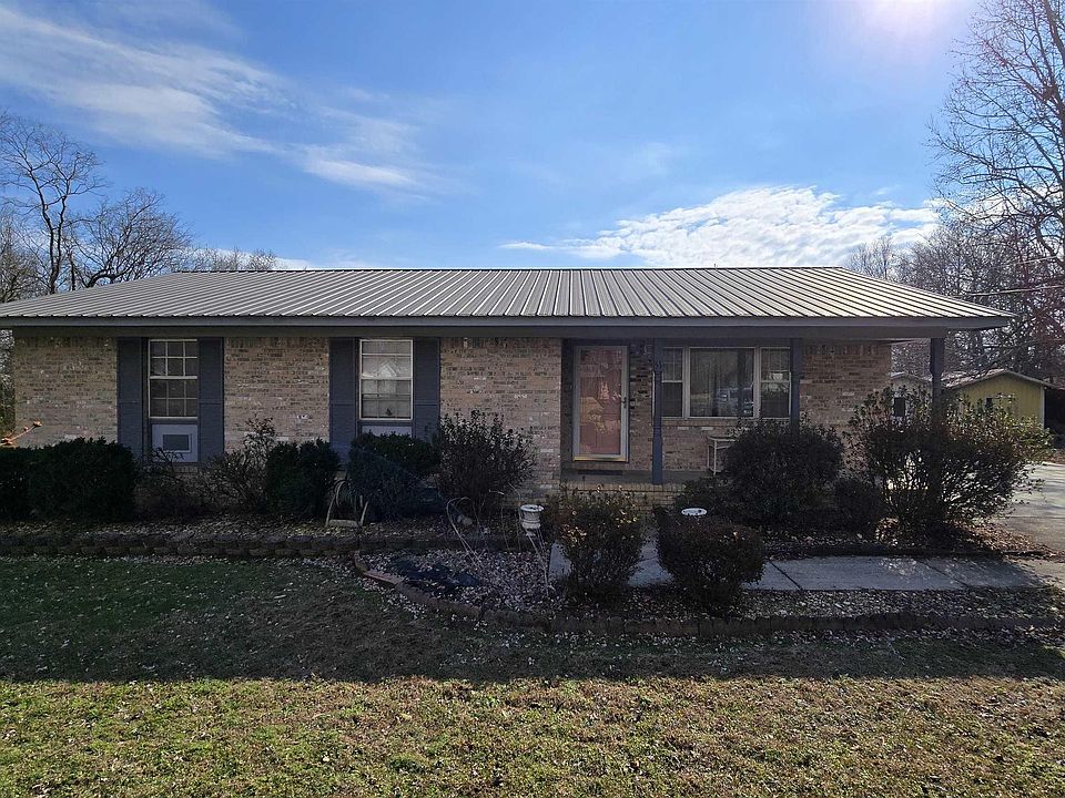 1st image of 51 Poplar Dr