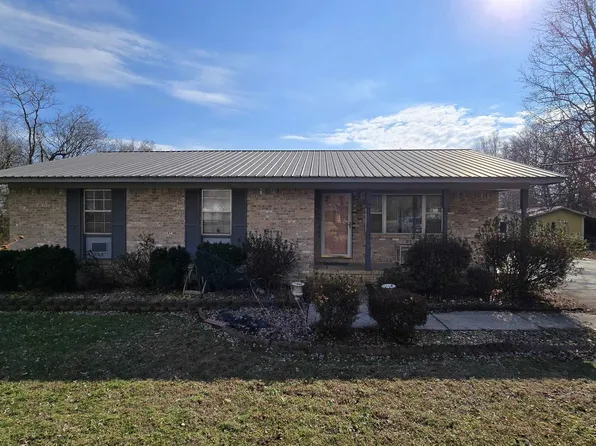 51 Poplar Dr, Rainsville, AL 35986