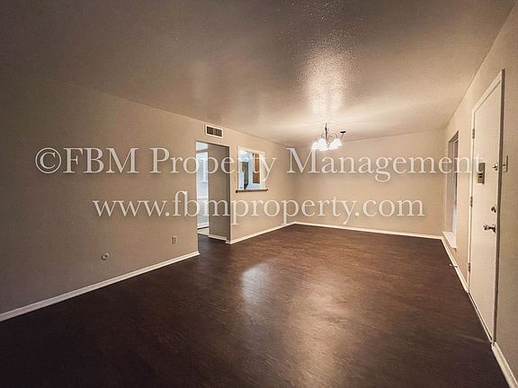 4th image of 510 W Marvin Ave #116