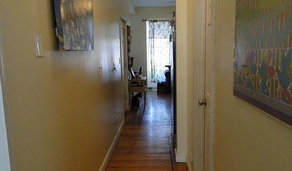 4th image of 62 Hart St