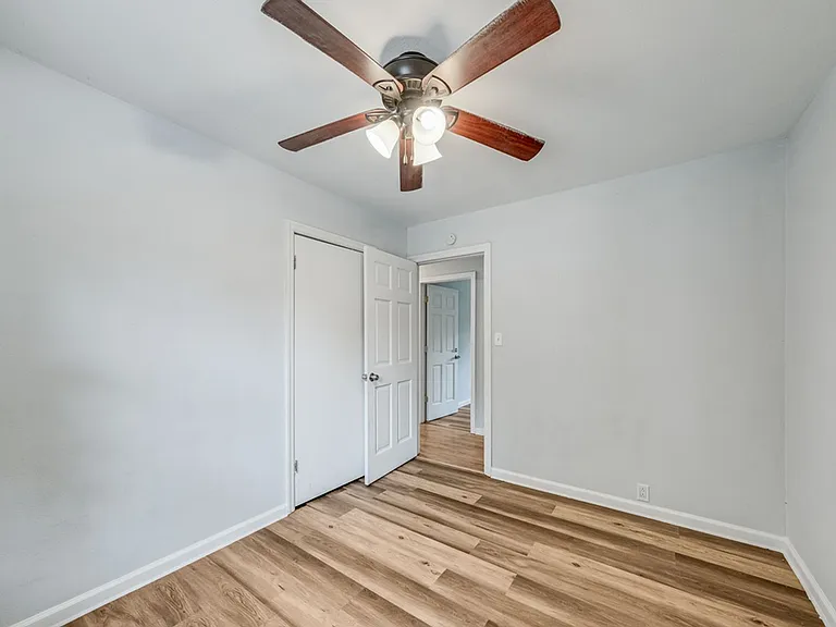 615 Breen Dr — Photo 19