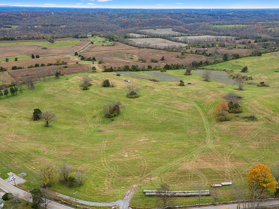 2nd image of 2110 Athens Boonesboro Rd