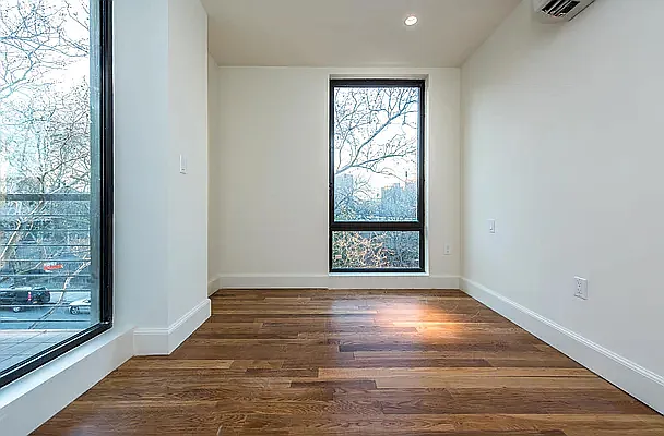 Rented by Nooklyn NYC LLC | media 14