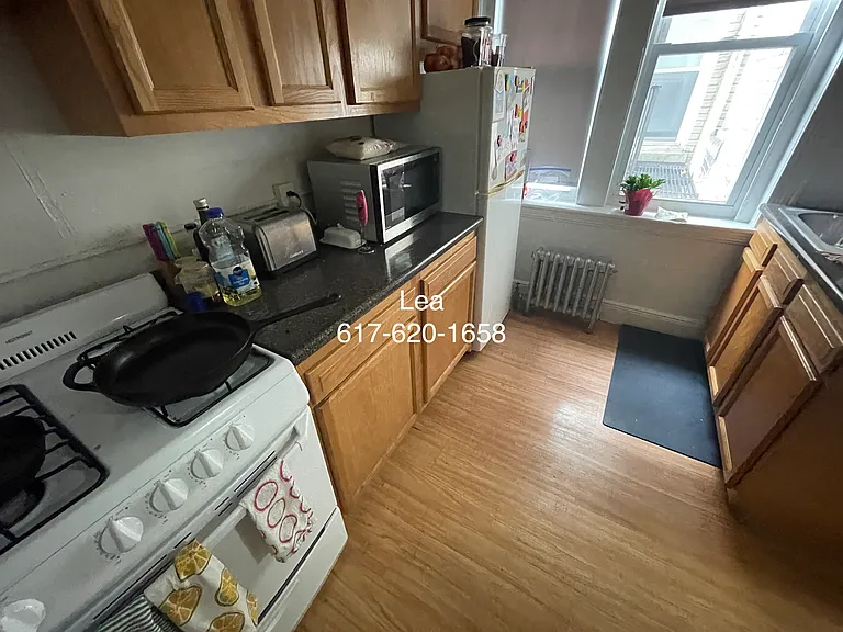 1800 Commonwealth Ave #23 — Photo 8
