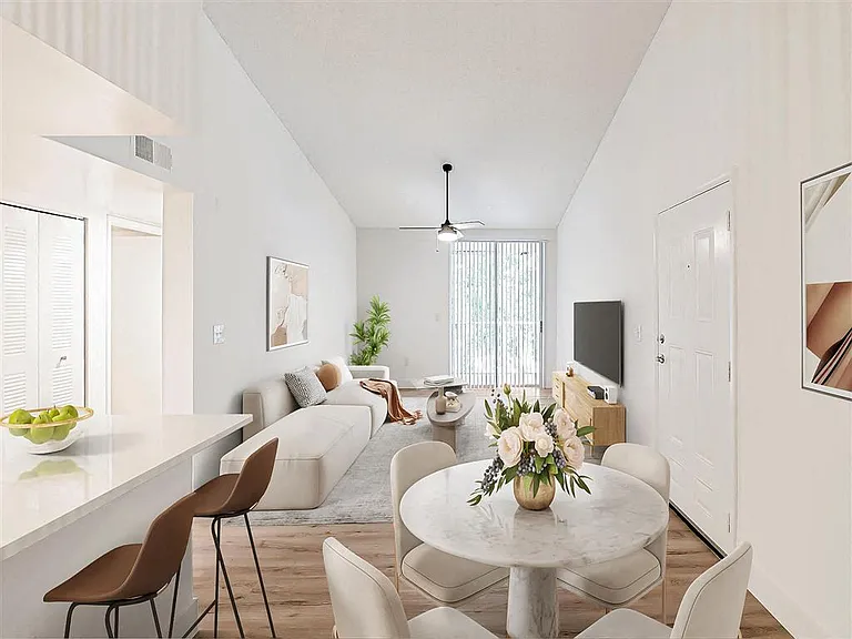 Sabal Pointe — Photo 11