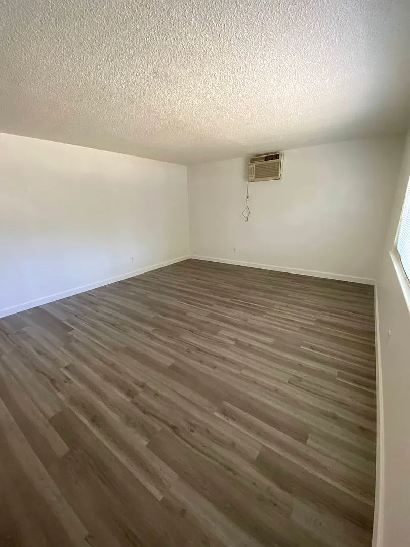 1217 McKinley Drive — Photo 4
