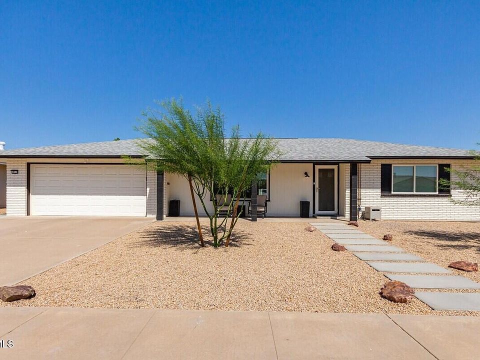 1st image of 10132 W OAK RIDGE Drive