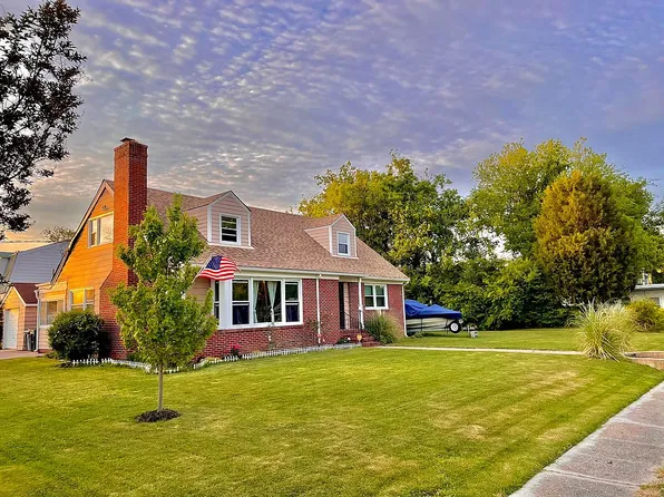 701 N Hope St, Hampton, VA 23663