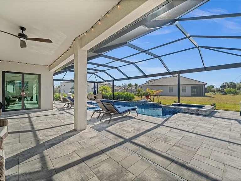10798 Timber Creek Dr — Photo 34