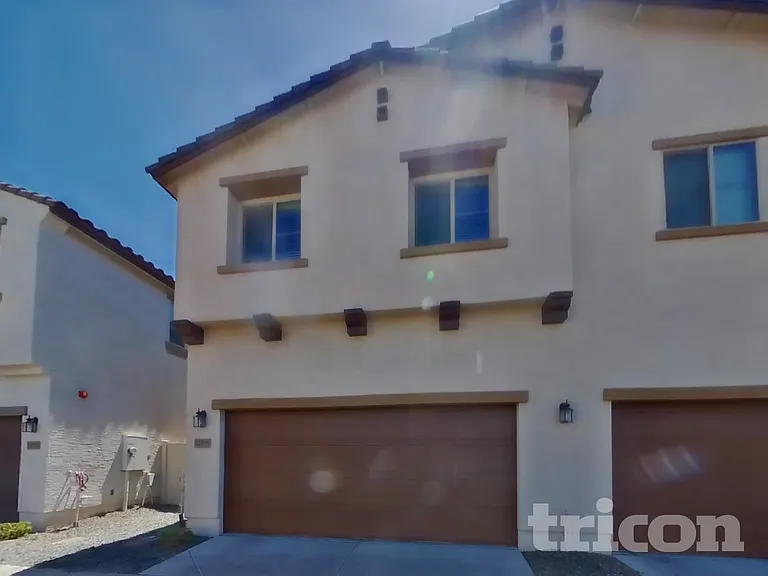 12595 W Gentle Rain Rd — Photo 16