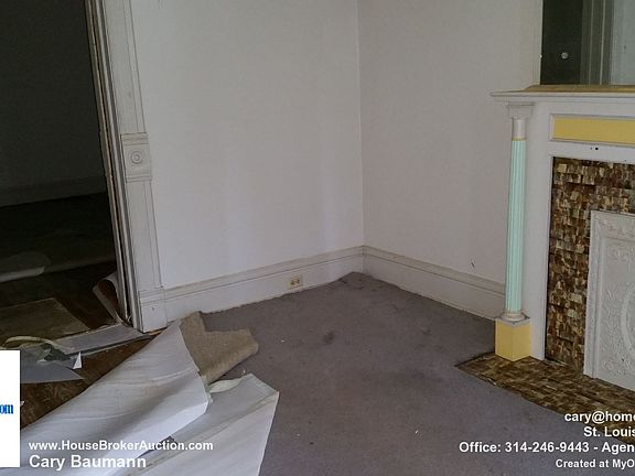 2nd image of 3017 California Ave