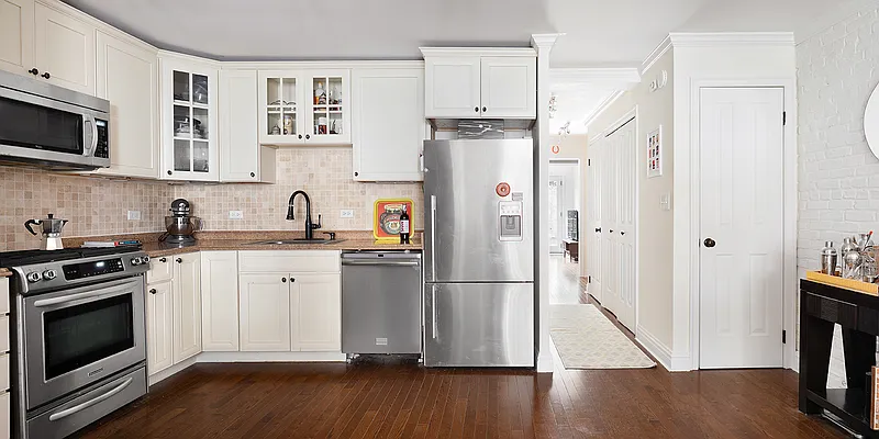 Rented by Compass | media 8