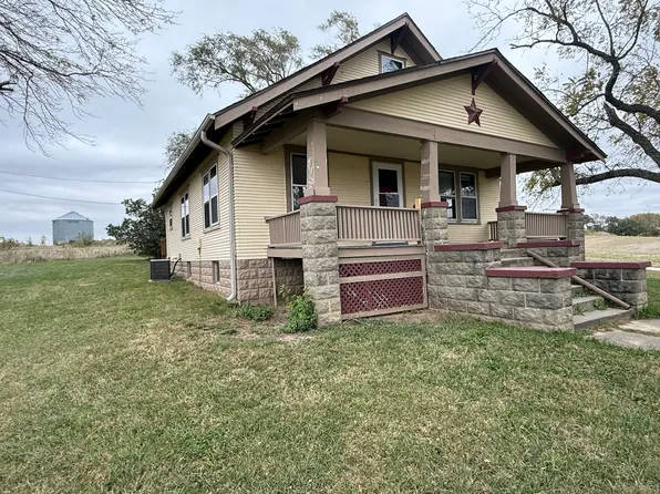 (undisclosed Address), Red Oak, IA 51566