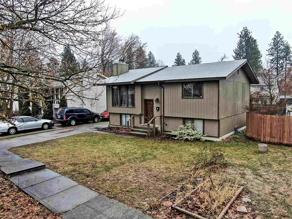 1st image of 124 E Rockwell Ave