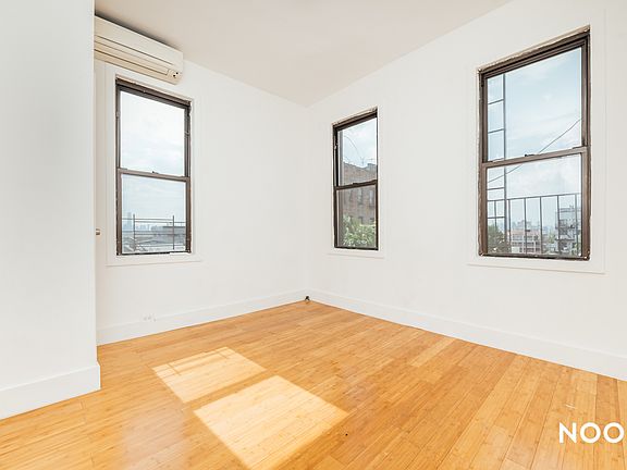 3rd image of 59 Ten Eyck St APT 4R