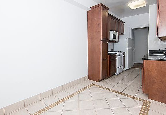 5th image of 8215 35th Ave APT 3G
