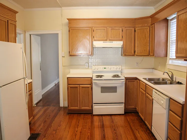311 E Rosewood Ave #102 — Photo 17