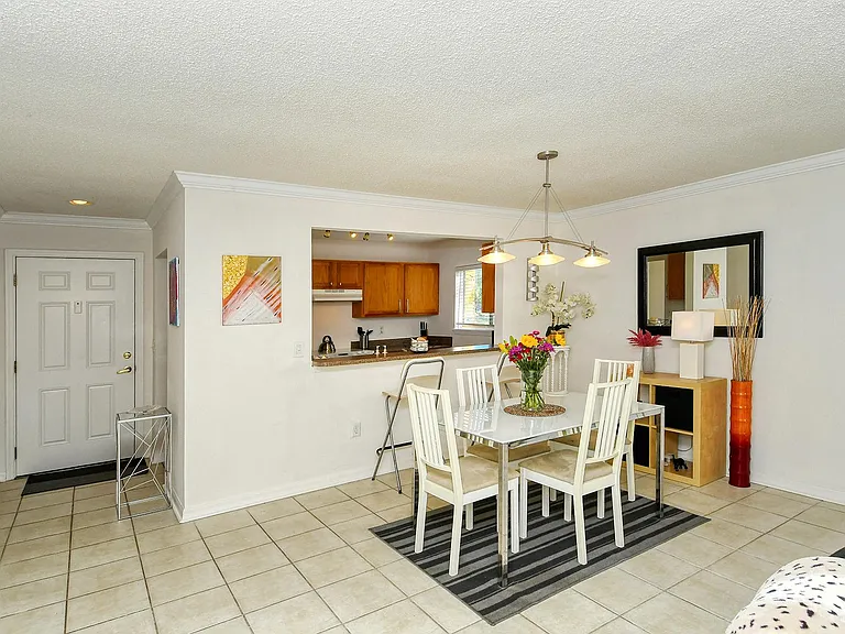1877 Toucan Way #400 — Photo 16
