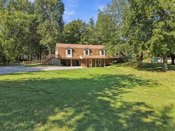 1998 Murray Hwy, Benton, KY 42025