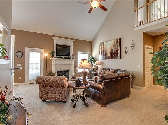 5th image of 3311 Wycheck Ln