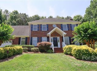 1492 Freedom Ct, Gastonia, NC 28054