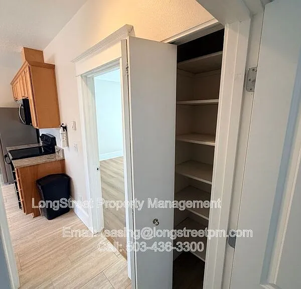 1749 SE 46th Ave — Photo 13