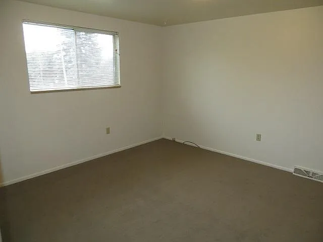 Back bedroom