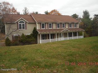 2244 Saint Andrews Ln, Stroudsburg, PA 18360