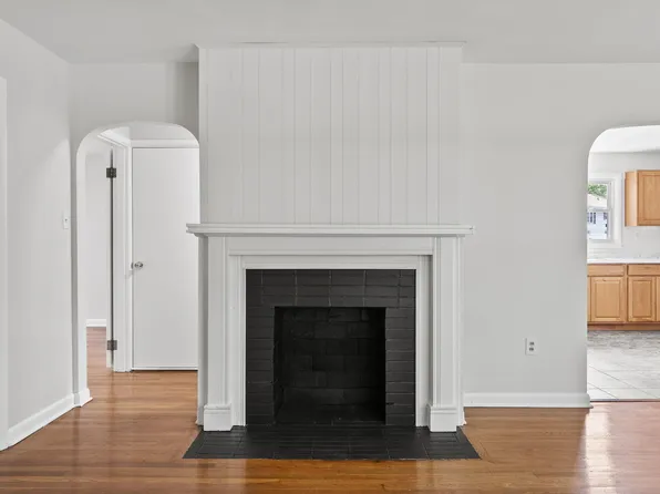 2350 Ironworks Rd, Winchester, KY 40391