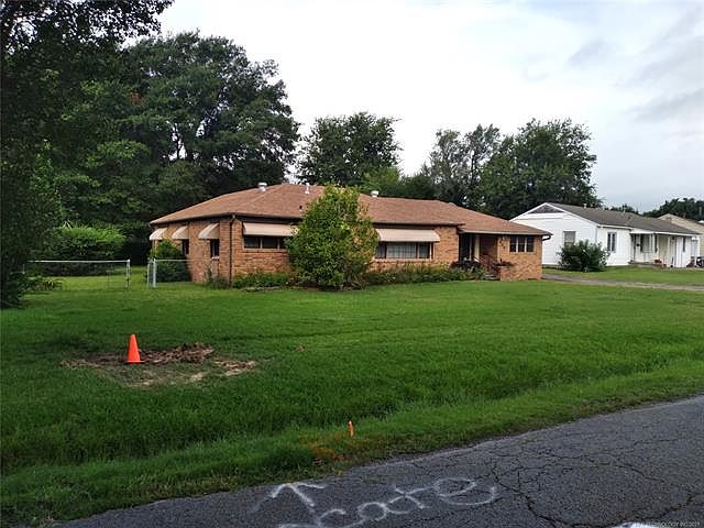 2nd image of 524 S Park Ave