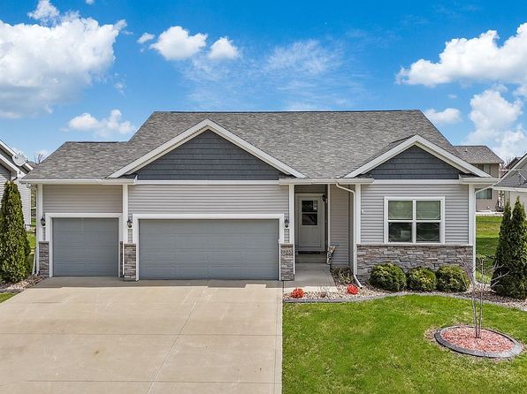 905 NW Harvest Dr, Grimes, IA 50111