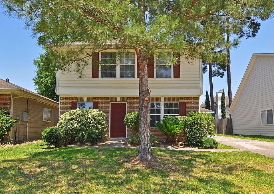 1st image of 415 Laurel Pine Dr