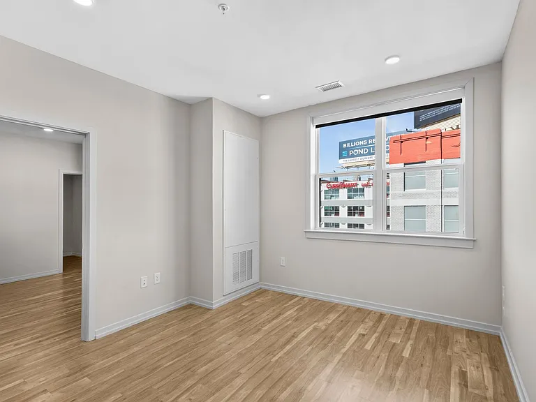 The Keystone Apartments — Photo 128